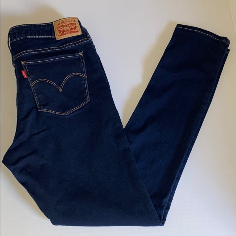 Levi’s 711 Size 31 x 30 Denim Jeans (Dark blue)